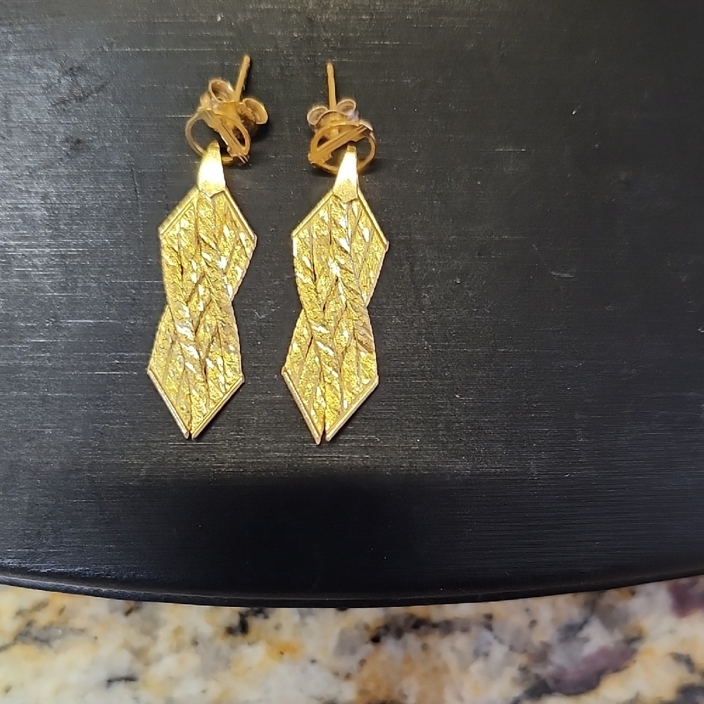 14K Gold Vintage Elegant Solid Gold Braided Herringbone Dangle Pierced Earrings - Picture 12 of 15